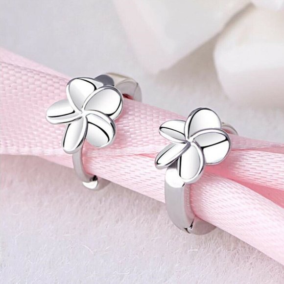 New 925 Silver Flower Earrings - Picture 2 of 5